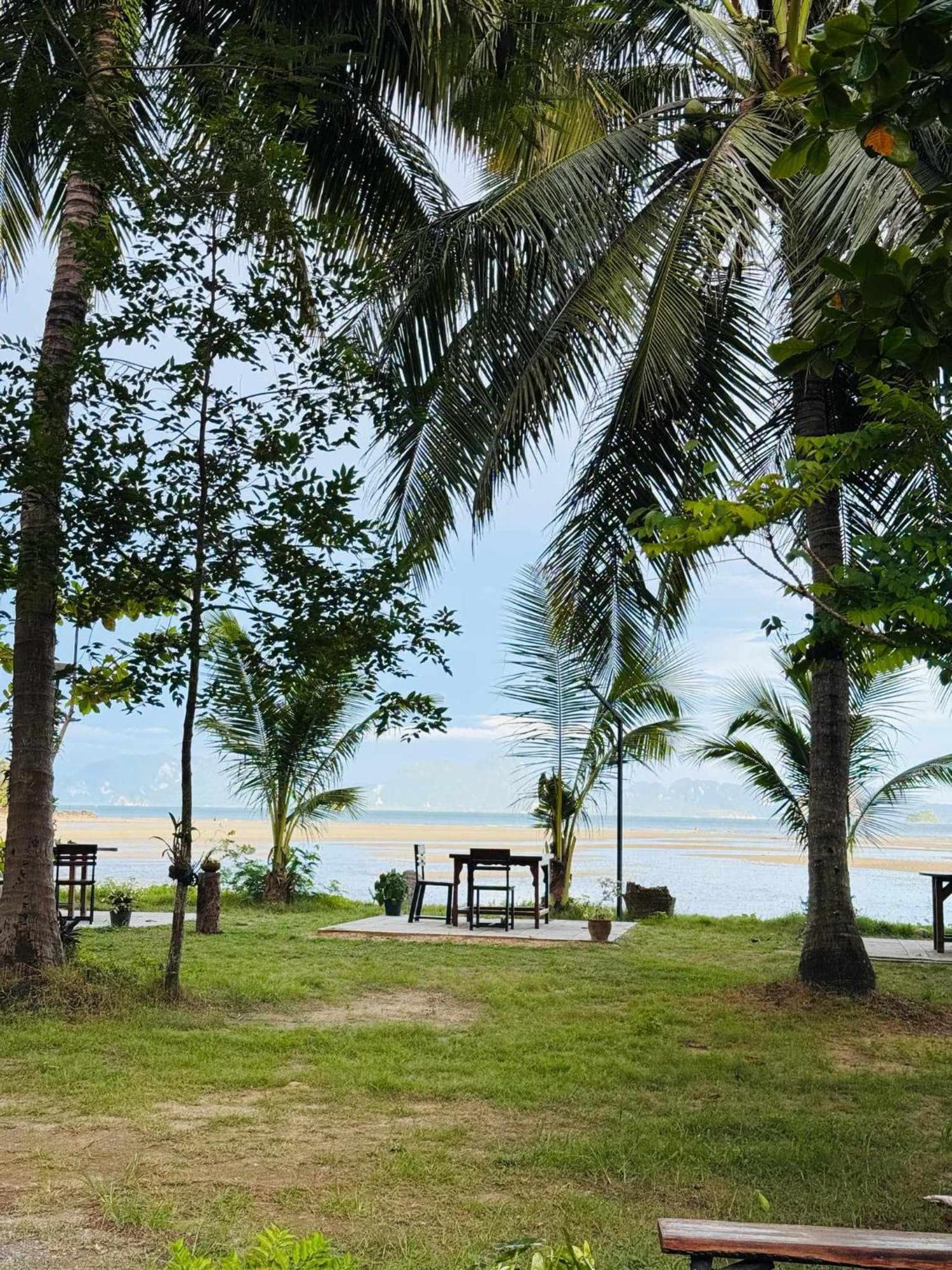 Sunrise House Hotel เกาะยาวน้อย ภายนอก รูปภาพ